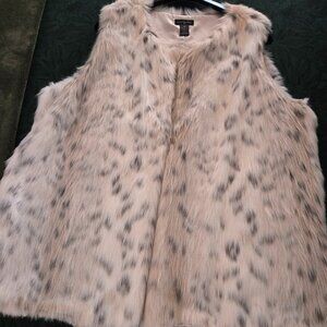 ✨ Investments II Faux Fur Vest ✨  Women’s | Luxe Layering Essential